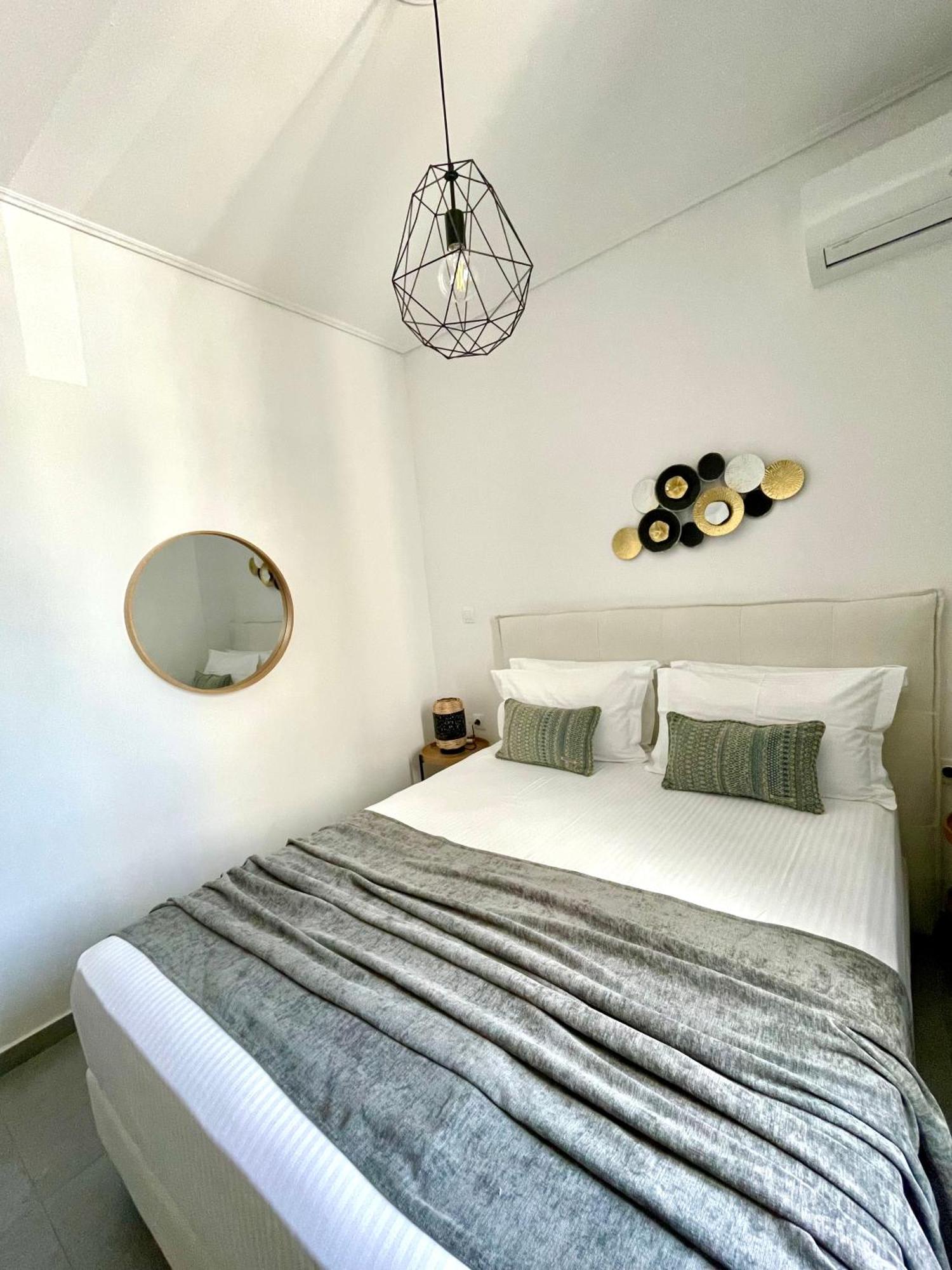 Emanouela'S Apartement In The Center Of Adamas Eksteriør bilde